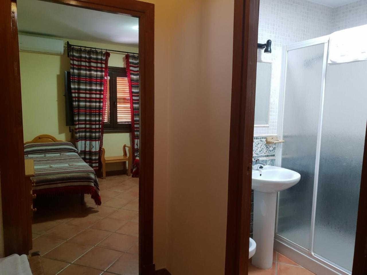 Hostal Pampaneira Exteriér fotografie